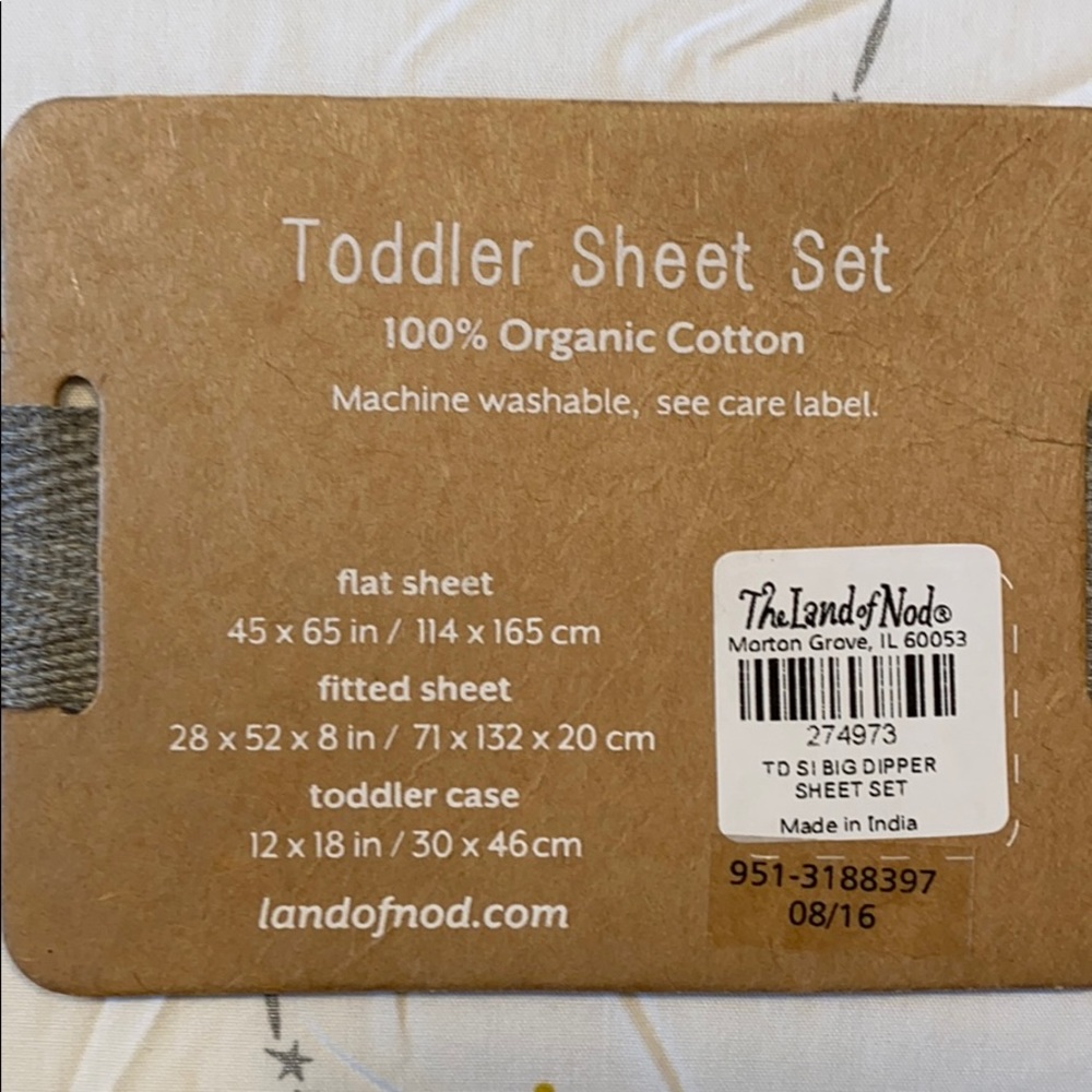 Land of Nod toddler-crib sheet set, 100% organic. Constellation design! - Picture 3 of 3
